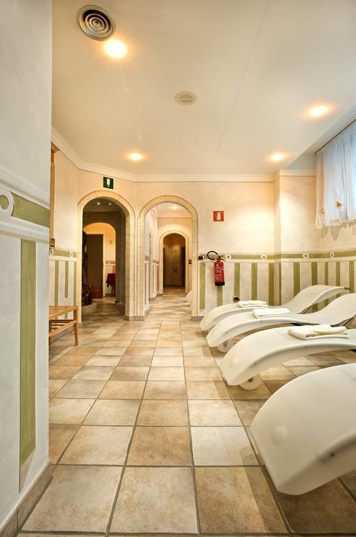 B&B Garni Serena Арабба Екстериор снимка