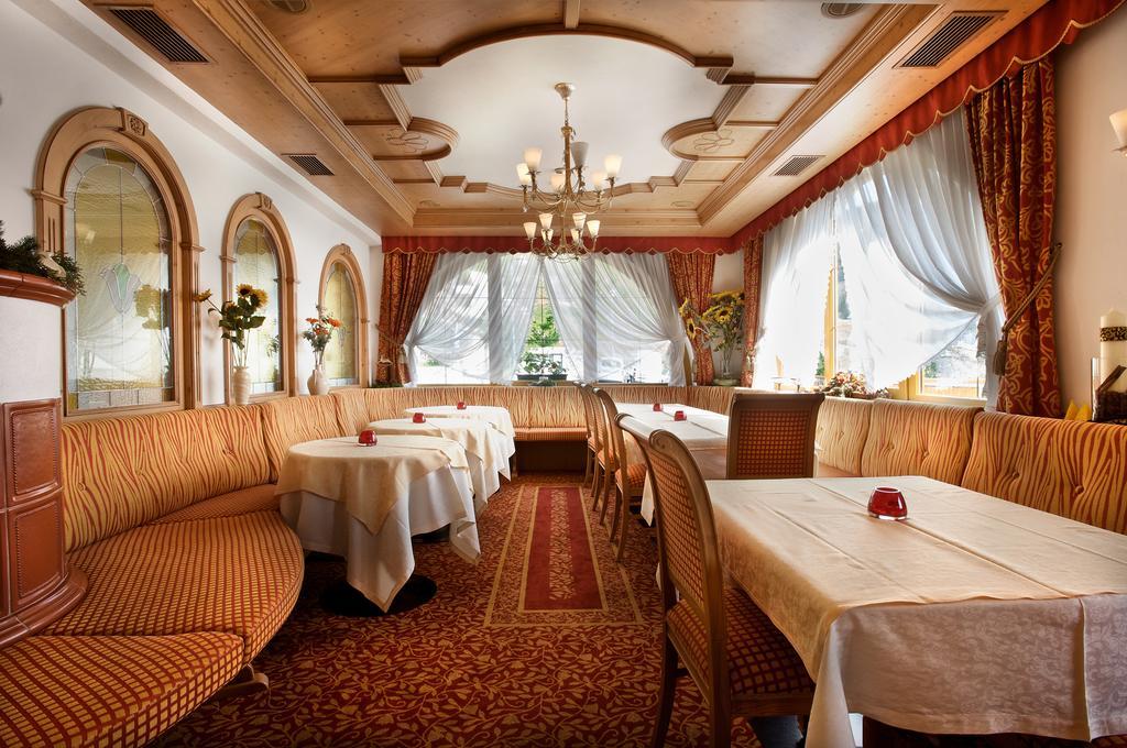 B&B Garni Serena Арабба Екстериор снимка